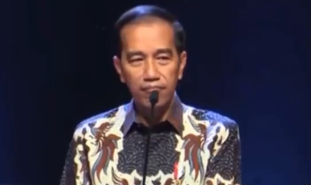 Jokowi Resmi Jadi Anggota Dewan Penasihat Global Bloomberg New Economy 2025